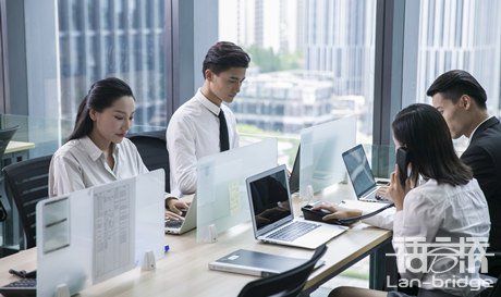 語(yǔ)言翻譯機(jī)構(gòu)