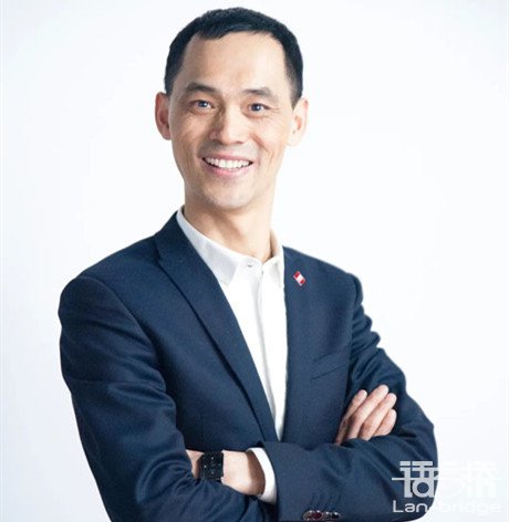 語言橋集團(tuán)董事長(zhǎng) 朱憲超